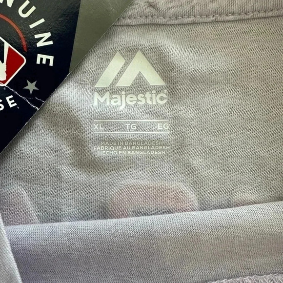 NWT Chicago Cubs Graphic T Shirt Lavender Purple Lab Puppy Women’s Size XL - Picture 5 of 8